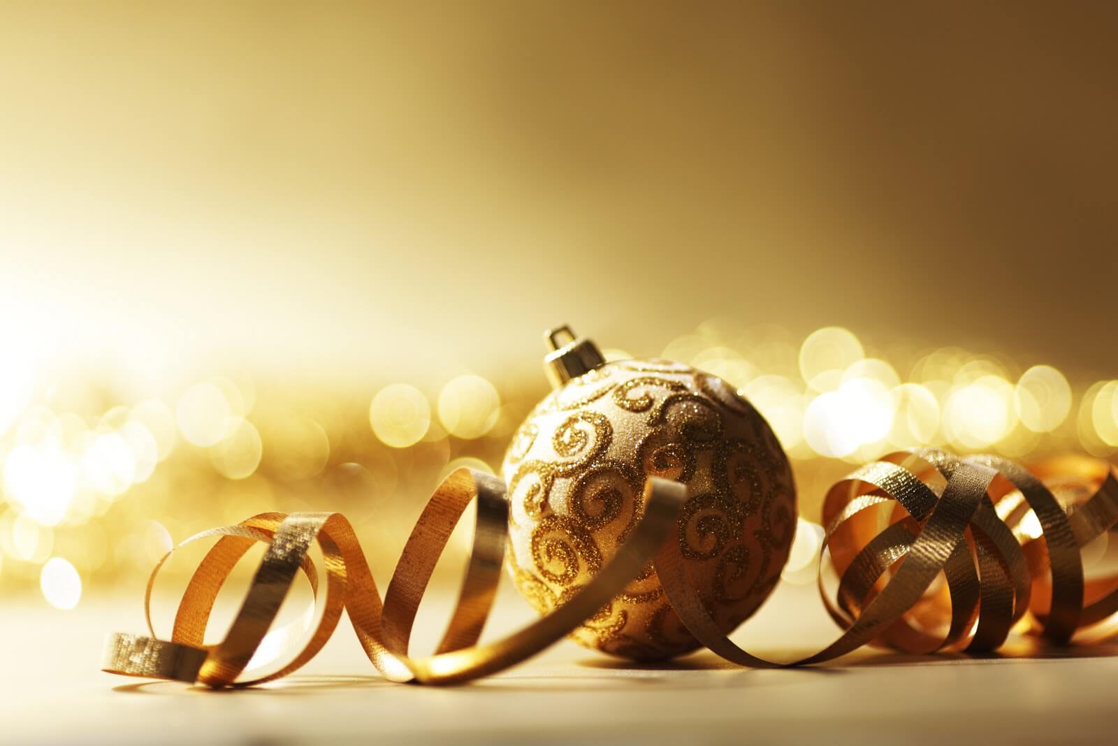 Give the Gift of Inspiration This Holiday Season